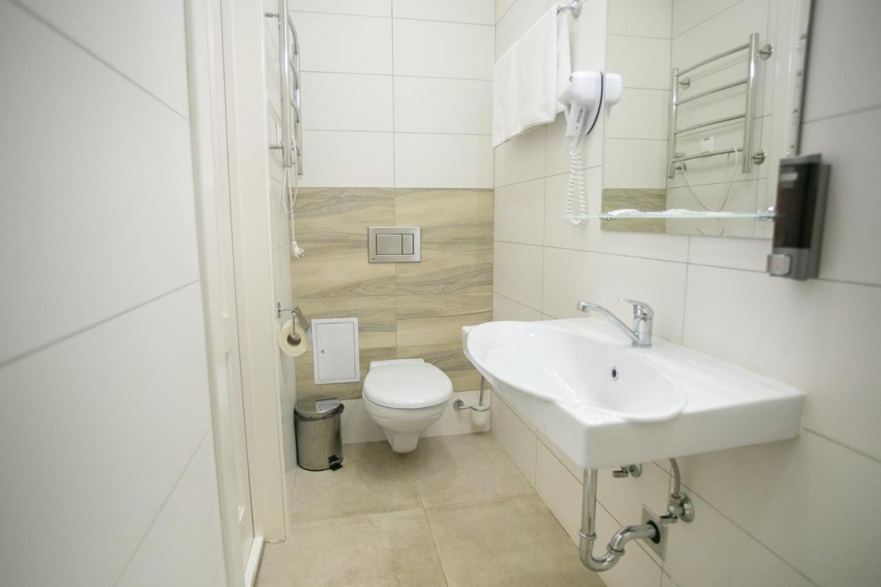 ברסט Molodezhnaya Hotel מראה חיצוני תמונה