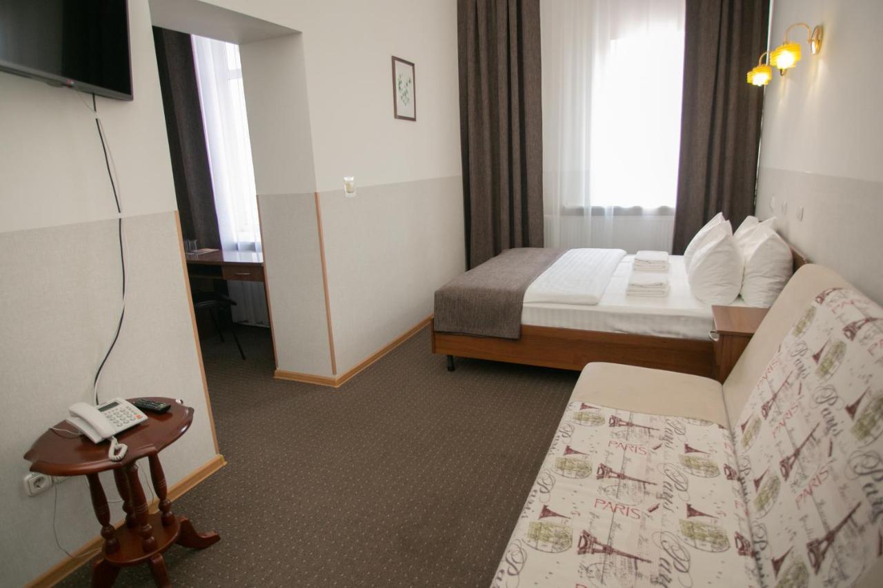 ברסט Molodezhnaya Hotel מראה חיצוני תמונה