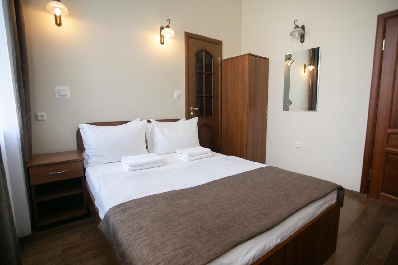 ברסט Molodezhnaya Hotel מראה חיצוני תמונה