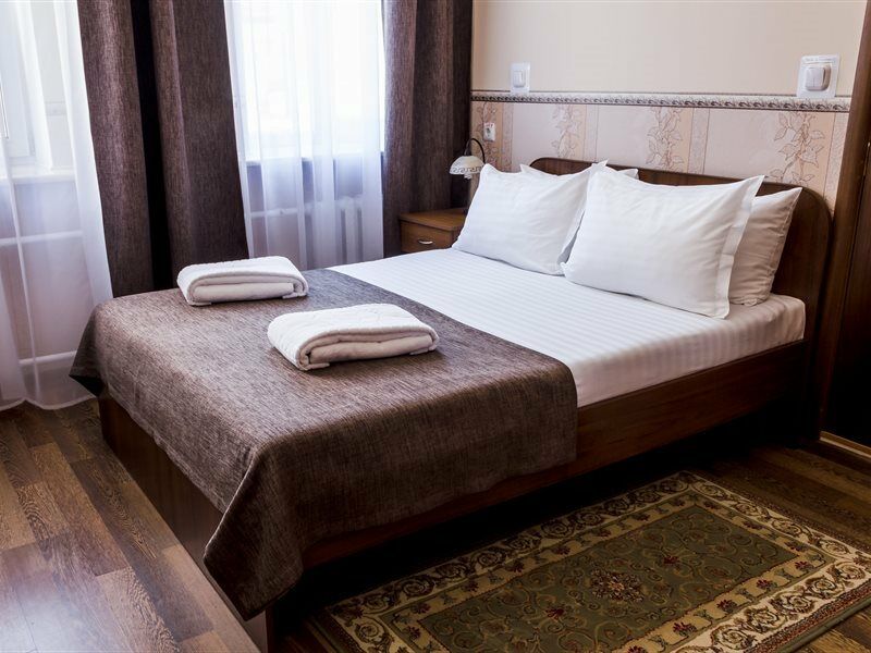 ברסט Molodezhnaya Hotel מראה חיצוני תמונה
