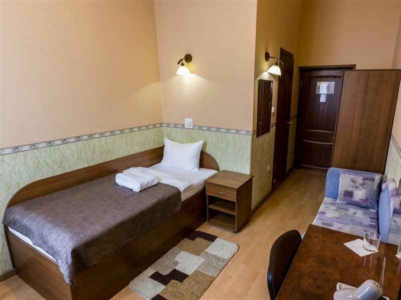 ברסט Molodezhnaya Hotel מראה חיצוני תמונה