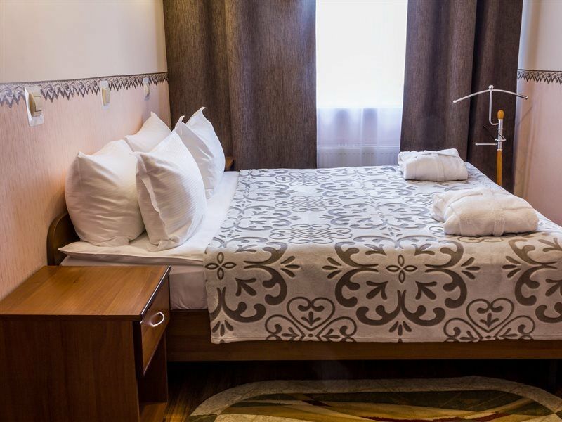 ברסט Molodezhnaya Hotel מראה חיצוני תמונה